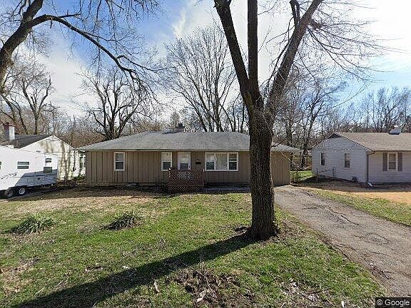 1st image of 8305 E 111th St