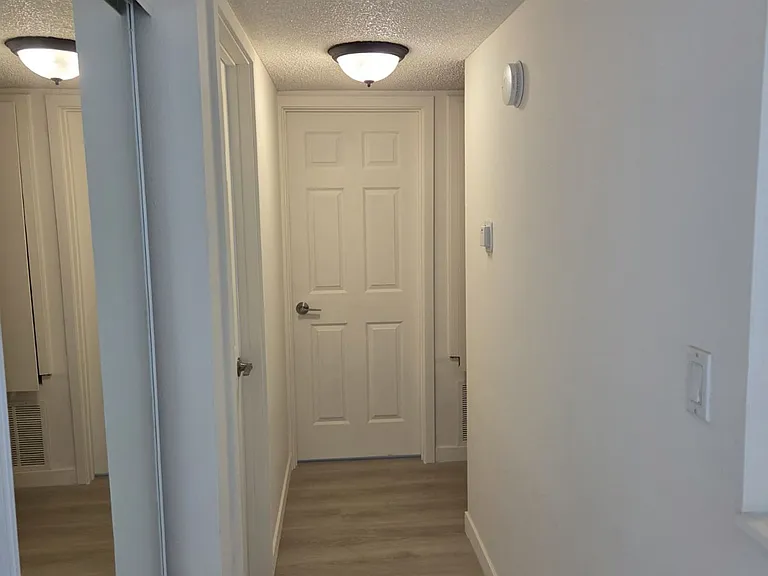 18620 Hatteras St #271 — Photo 5