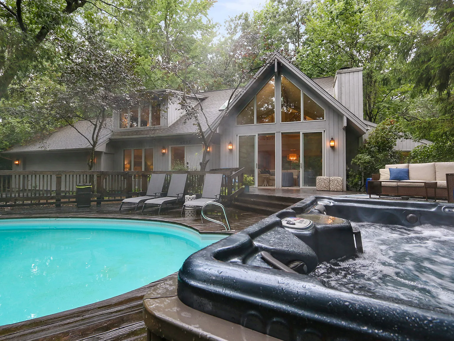 6 bed, 3080 sqft, $8,000 — Photo 1