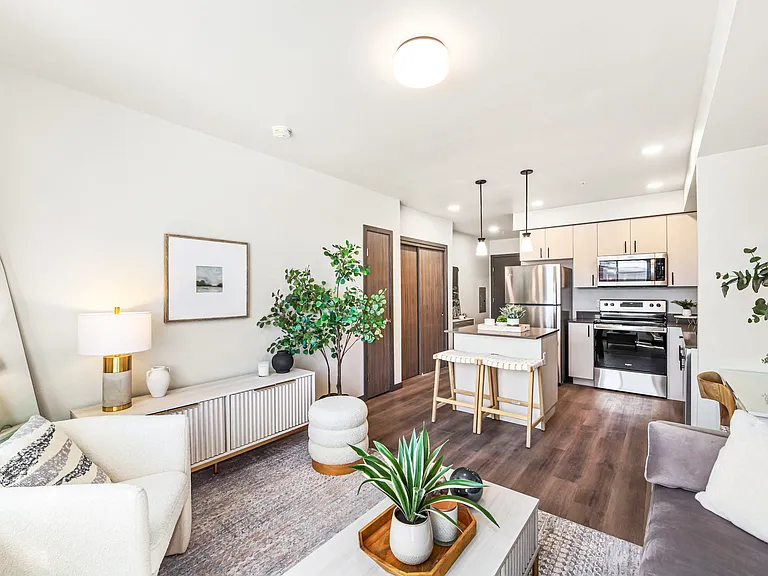 Jefferson Flats — Photo 17