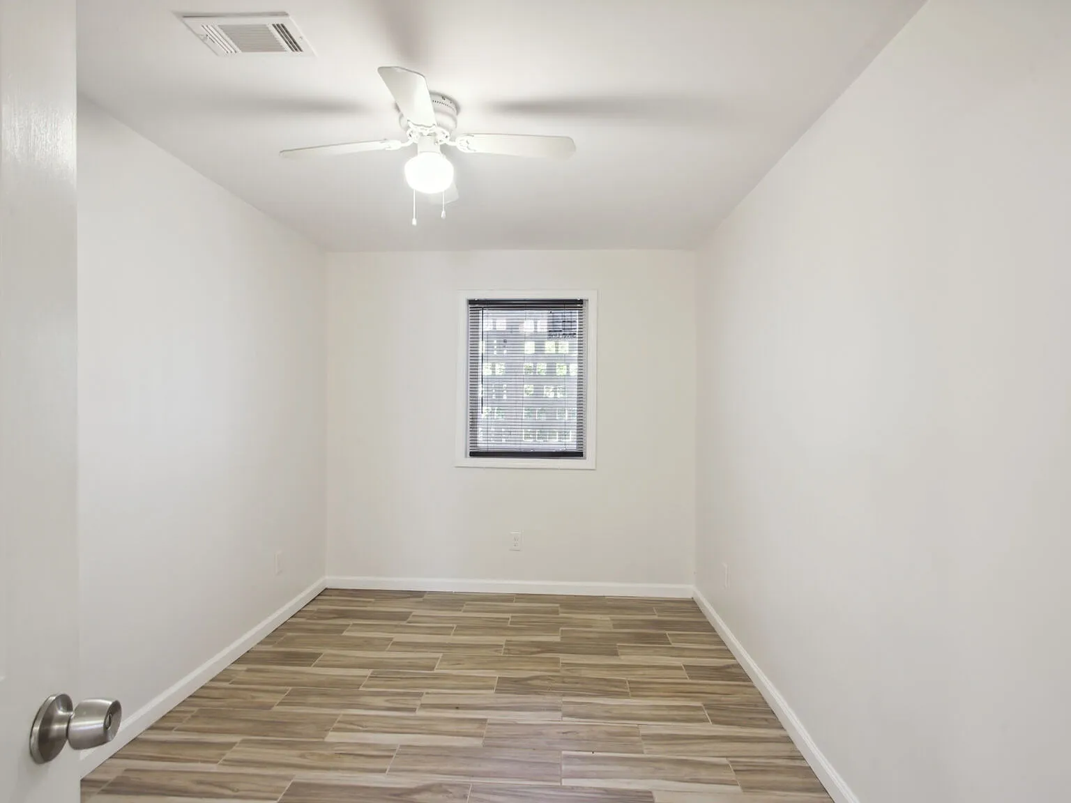 1 bed, 680 sqft, $875 — Photo 3