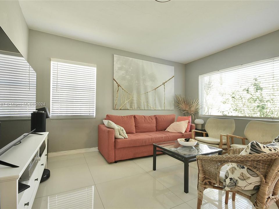 1st image of 18076 NE 19th Ave #0