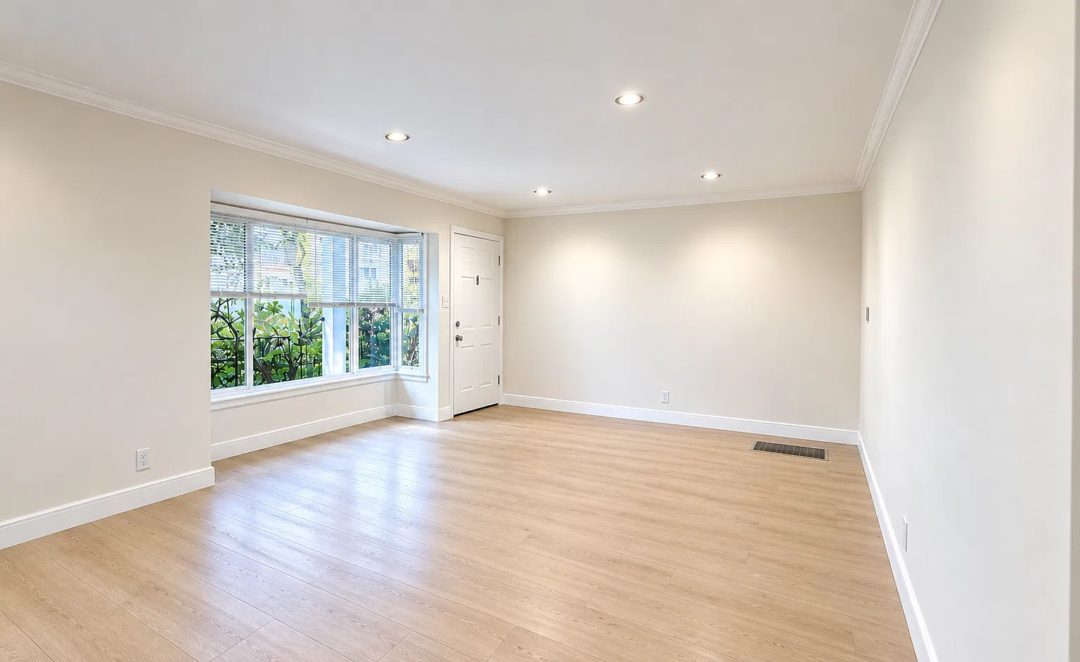 1 bed, 1606 sqft, $2,400 — Photo 2