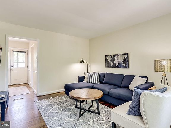 3rd image of 331 Mount Vernon Ave