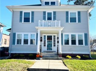 10 Potter St, Cranston, RI 02910