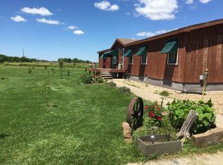 4667 Montana Rd, Ottawa, KS 66067