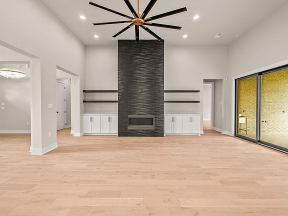 5th image of 6 Haywood Ct