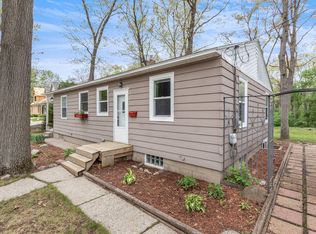 1411 42nd St SW, Wyoming, MI 49509