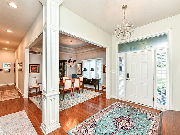 5th image of 8704 Vintner Ct