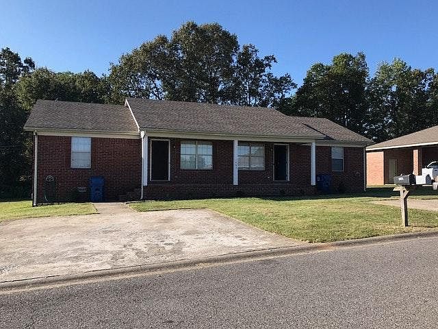 1st image of 1403 Crystal Brook Ln