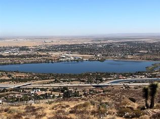305401 Lakeview Dr, Palmdale, CA 93551