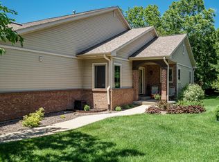 6336 Parks Edge Dr, Loves Park, IL 61111