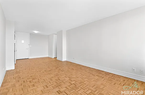 Rented by Mirador Real Estate | media 3