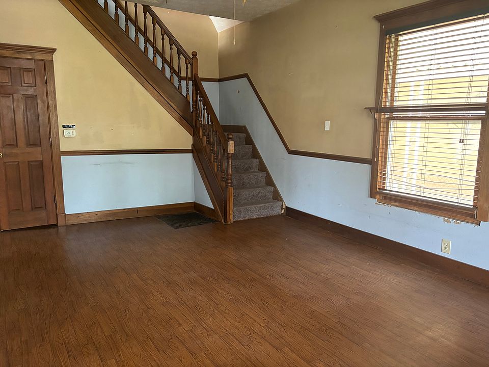 2nd image of 5857 E Dewey Ave