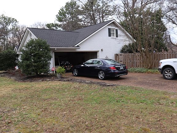 3rd image of 34 S Wedgewood Dr