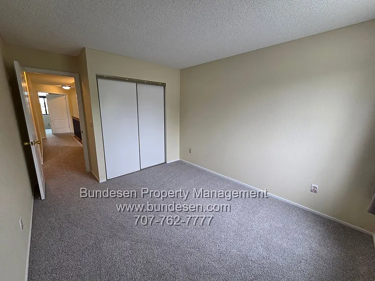 7453 Maximillian Pl — Photo 19