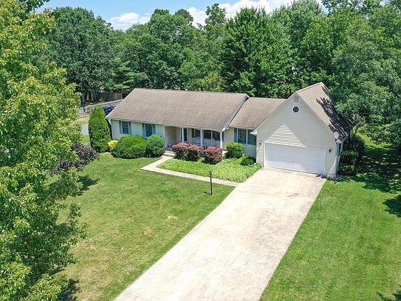 3rd image of 344 Forest Springs Dr