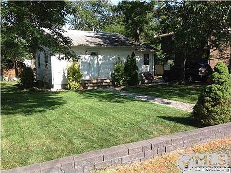 1st image of 65 Dahlia Ln
