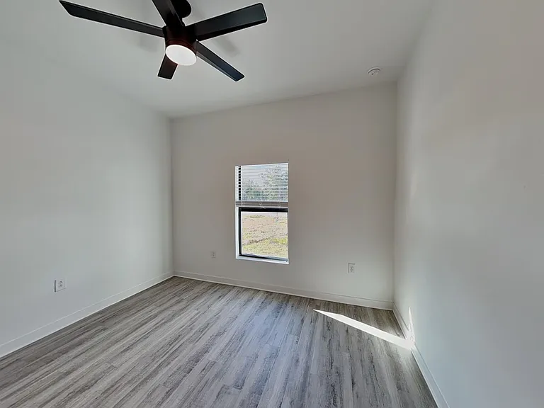 1120 Bismarck Rd — Photo 15