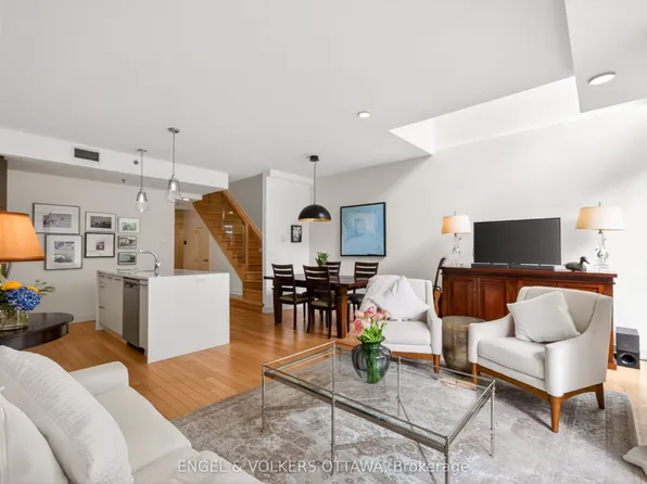 300 Lett St #110, Ottawa, ON K1R 0B8
