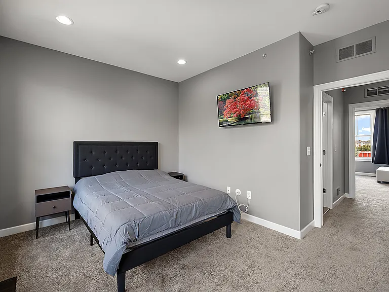 527 Lewis St — Photo 38