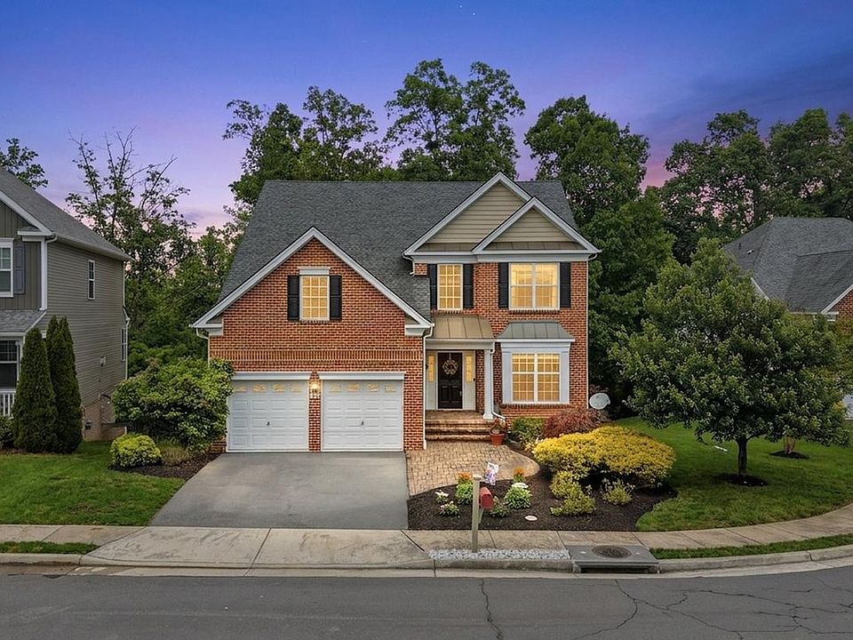 1st image of 119 Thompson Ct