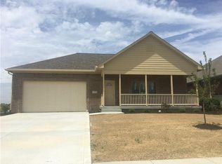 12723 N Commons West Dr, Mooresville, IN 46158