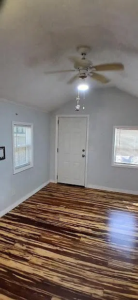 1503 Palmway St — Photo 3