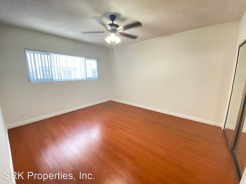 1st image of 3755 Mentone Ave APT 9