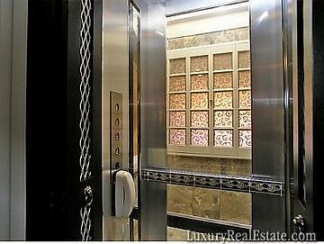 3rd image of 2000 S Bayshore Dr APT 60