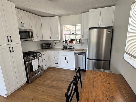 4th image of 631 75TH AVENUE N