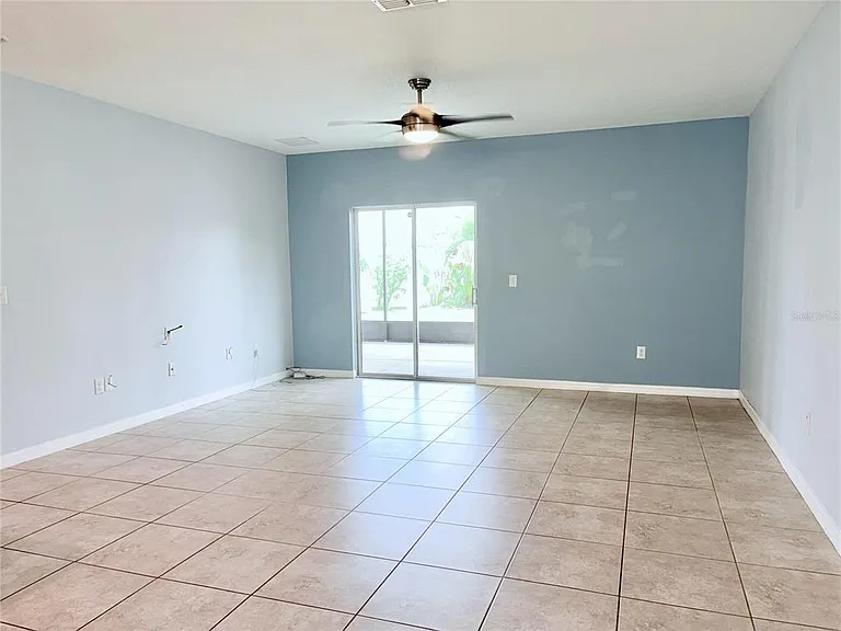 4935 Reflecting Pond Cir — Photo 8