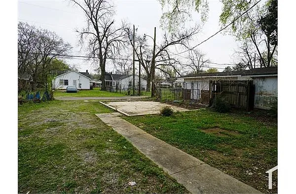 Building Photo - 3117 Avenue F
