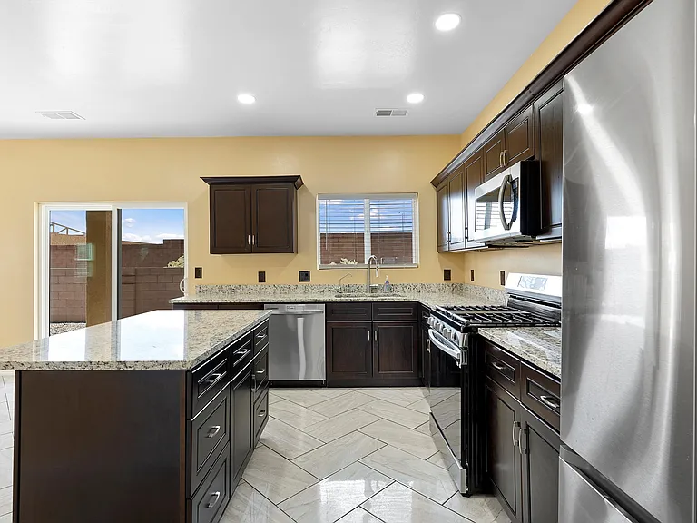 9516 Silica Ave NW — Photo 14