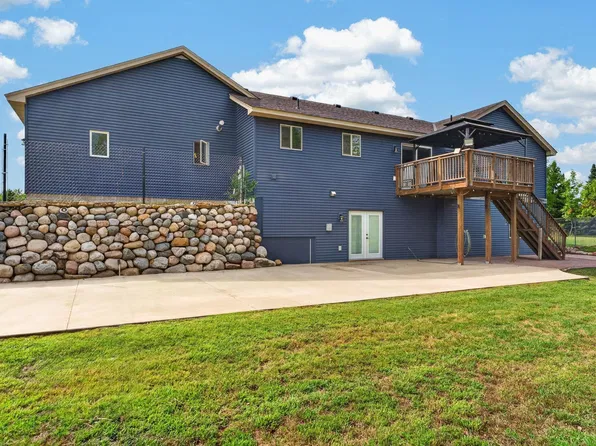 26947 102nd St NW, Zimmerman, MN 55398