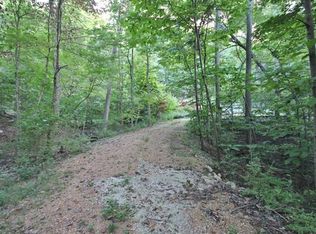 3 Valley Trl, Eureka, MO 63025
