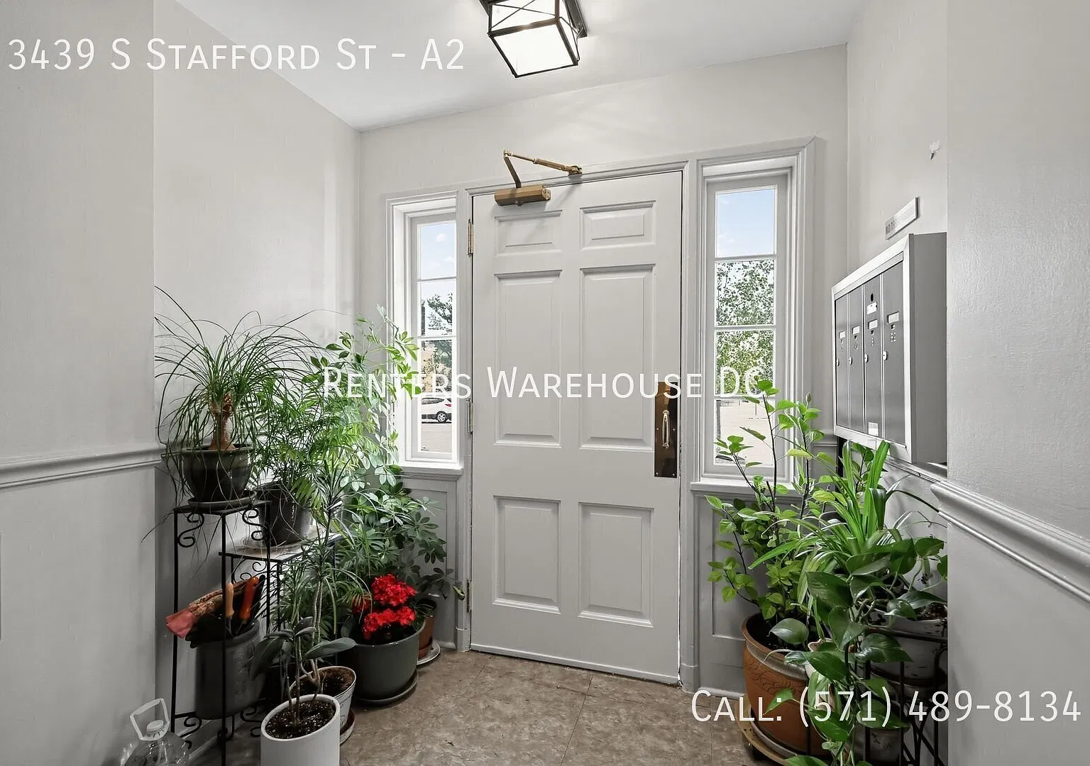 Spacious Fairlington Condo with Private Patio & Easy DC Access — Photo 2