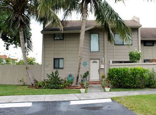 9235 SW 136 Street Cir, Miami, FL 33176