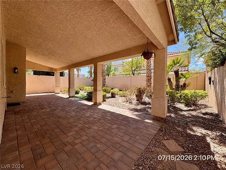 10921 Calcedonian St — Photo 44