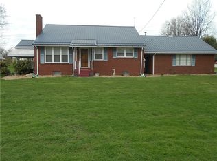 2979 Raymond Ave, Latrobe, PA