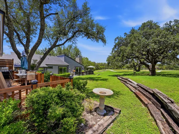 212 Overlook Ct, Wimberley, TX 78676