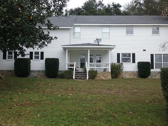 3rd image of 805 Kay Ln