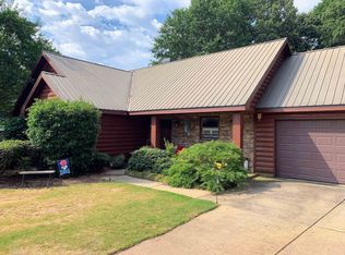 1190 Yacht Club Rd, Hartwell, GA 30643