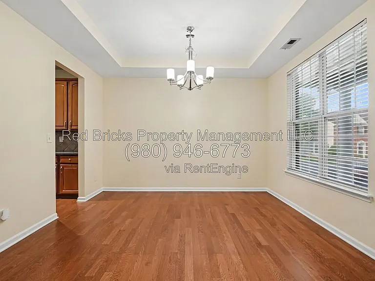 13502 Delstone Dr — Photo 12