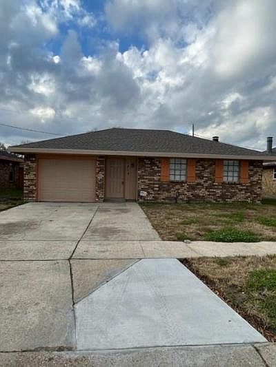 1st image of 1813 Williamsburg Dr