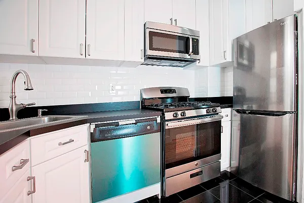 Rented by Charles Coutinho LLC | media 8