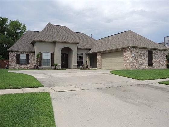 1st image of 2611 Creek Hollow Ave