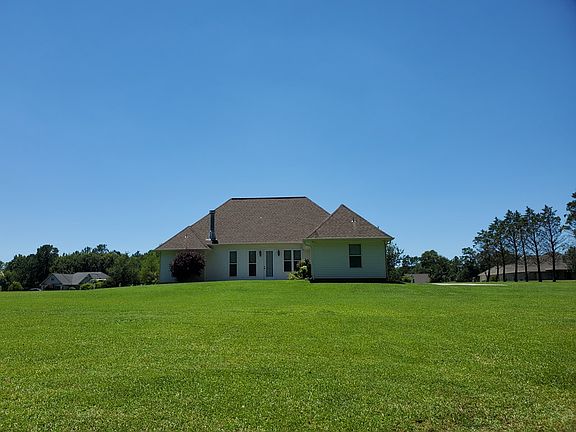 5th image of 16 N Apple South Dr