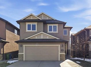 86 W Panton Vw NW, Calgary, AB T3K0X8