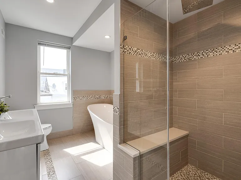Ensuite bathroom